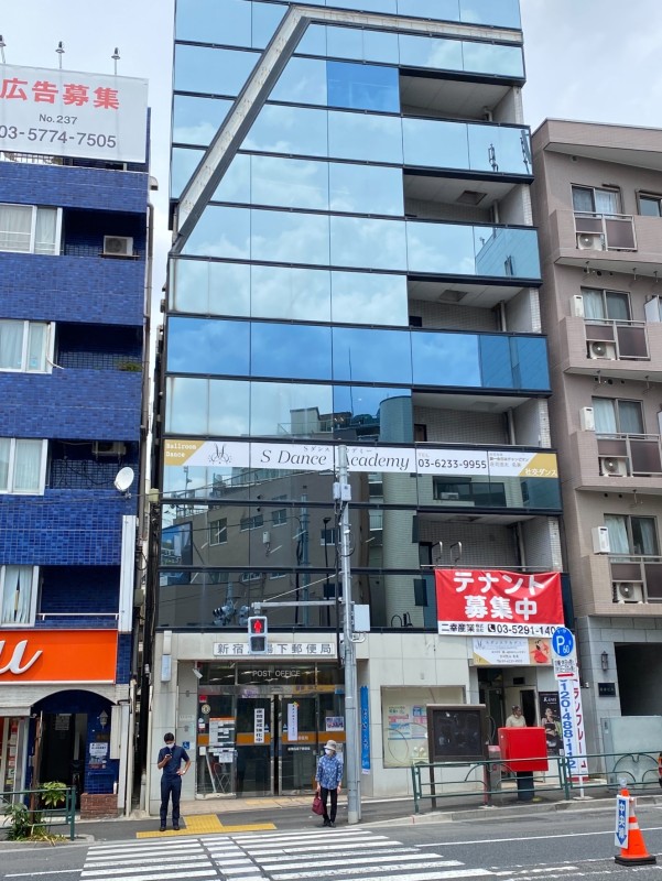 外壁看板設置しました!